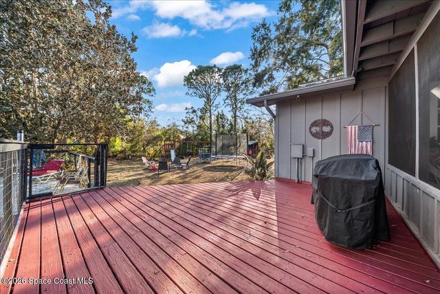 938 Dorchester Road NW, Palm Bay, FL 32907