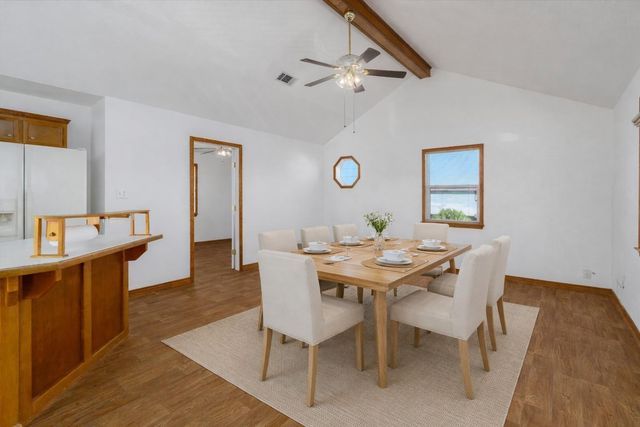 908 West Lane, Crystal Beach, TX 77650