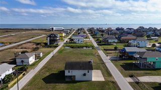 908 West Lane, Crystal Beach, TX 77650