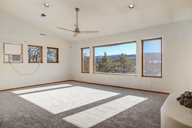 63 Villacitos Road, Tijeras, NM 87059