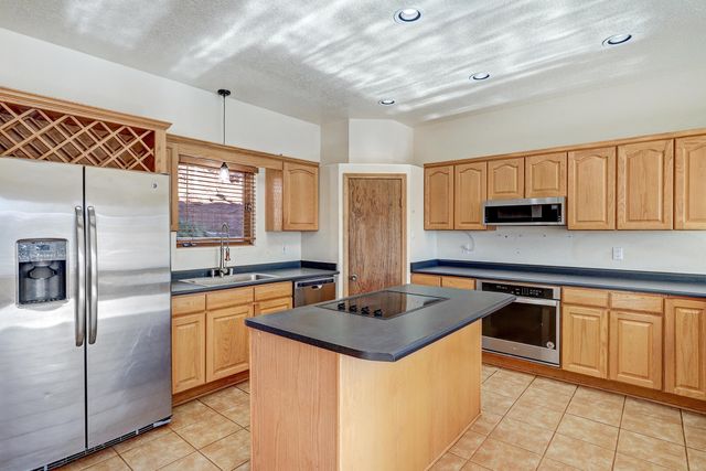 63 Villacitos Road, Tijeras, NM 87059