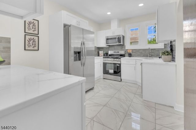 153 Clairmont Ter, City Of Orange Twp., NJ 07050