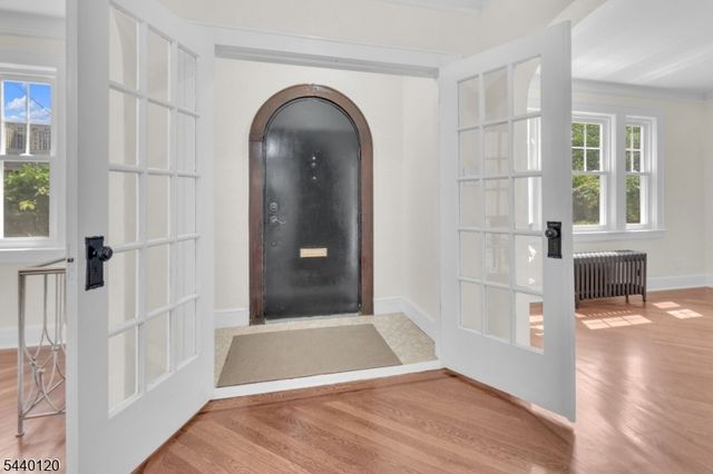 153 Clairmont Ter, City Of Orange Twp., NJ 07050