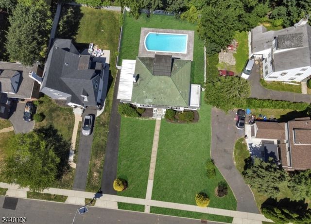 153 Clairmont Ter, City Of Orange Twp., NJ 07050