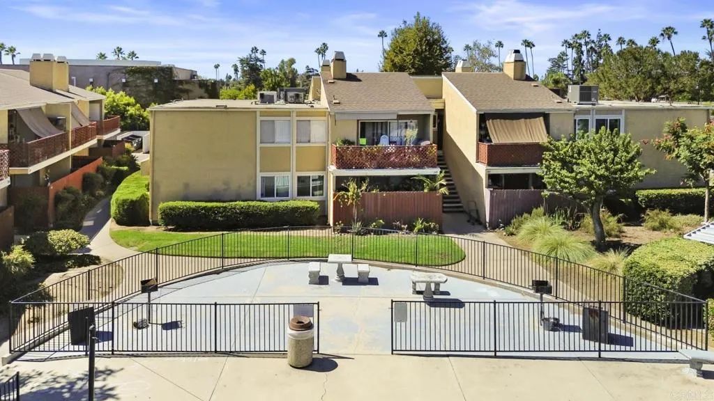 475 N Midway Drive 153, Escondido, CA 92027