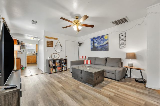 1319 Antone Street, Bryan, TX 77803