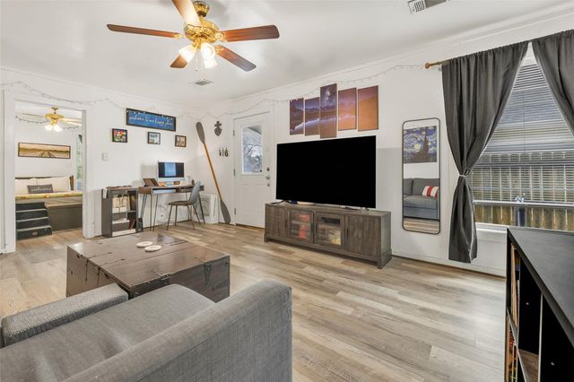 1319 Antone Street, Bryan, TX 77803