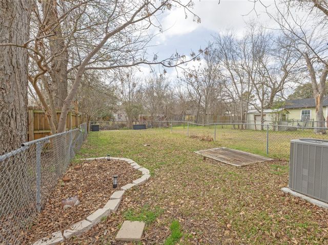 1319 Antone Street, Bryan, TX 77803