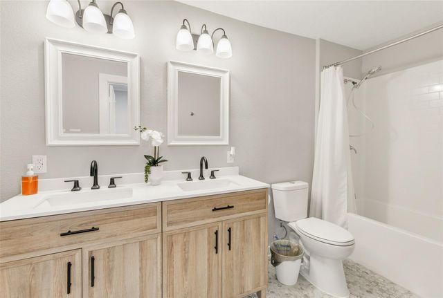 1319 Antone Street, Bryan, TX 77803