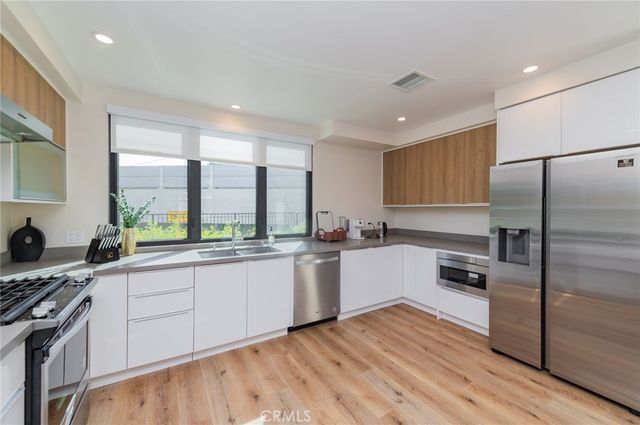 511 N Santa Anita B, Arcadia, CA 91006