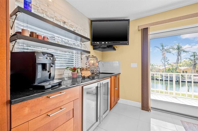 614 NORTON STREET, Longboat Key, FL 34228