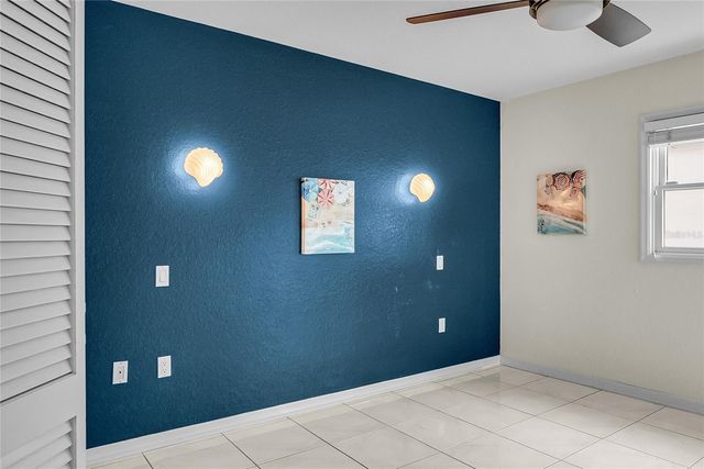614 NORTON STREET, Longboat Key, FL 34228