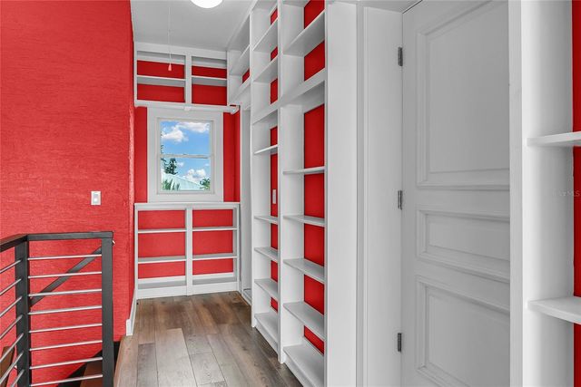 614 NORTON STREET, Longboat Key, FL 34228