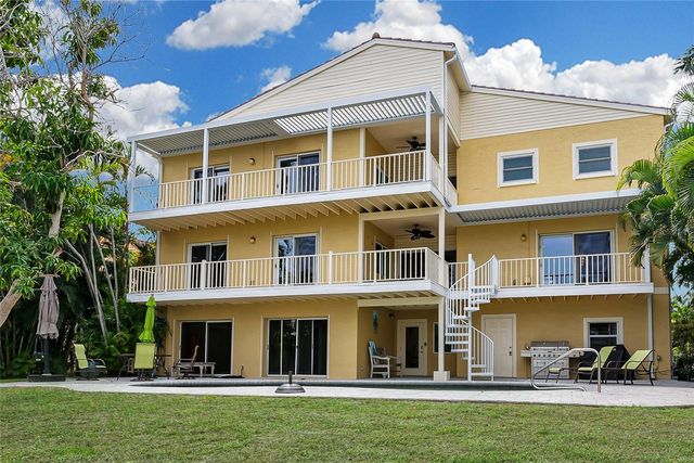 614 NORTON STREET, Longboat Key, FL 34228