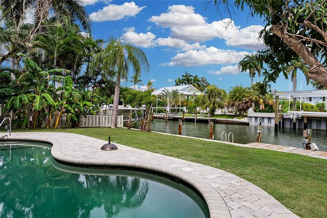 614 NORTON STREET, Longboat Key, FL 34228