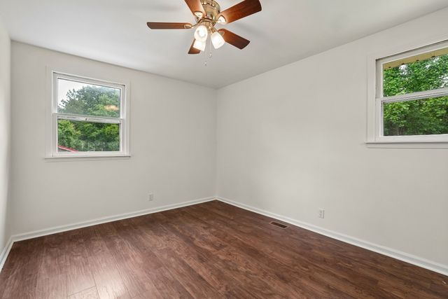 744 Scoutview Rd, Ashland City, TN 37015