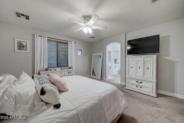 2729 S HANSEN Drive, Gilbert, AZ 85295