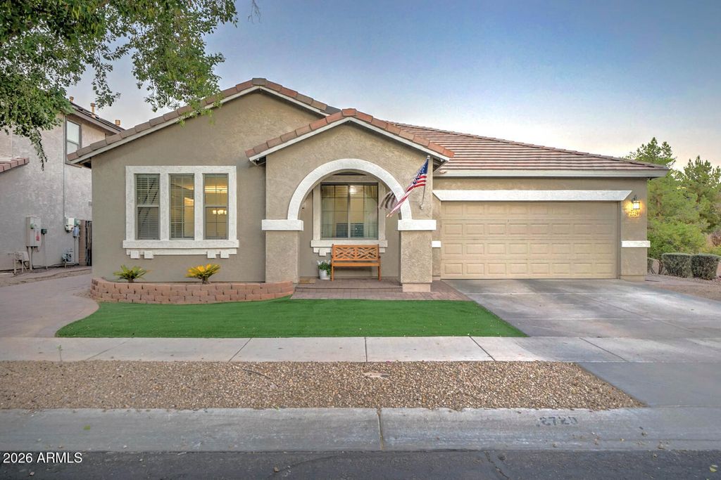 2729 S HANSEN Drive, Gilbert, AZ 85295 — photo 2