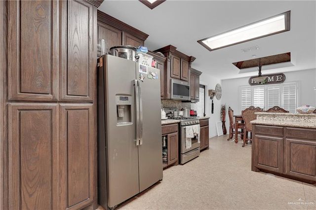 12813 N 106 Street, Mission, TX 78573