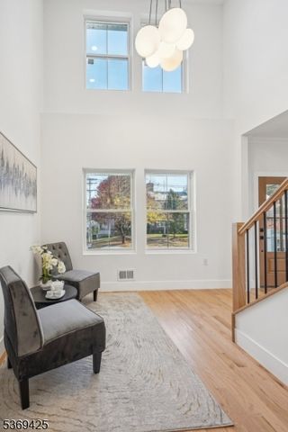 99 Ashwood Ave, Summit City, NJ 07901