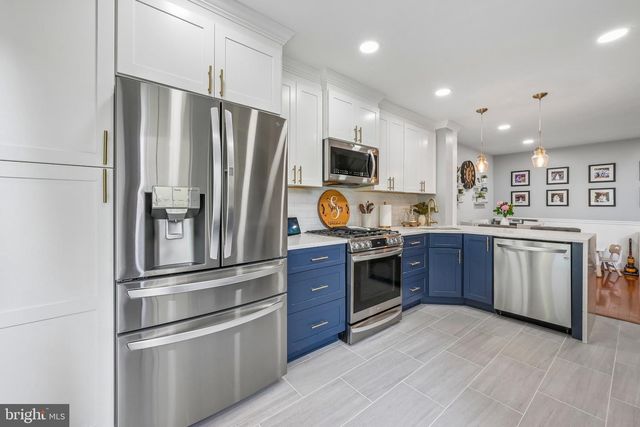 70 LA COSTA DR, Blackwood, NJ 08012