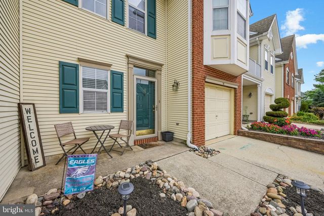 70 LA COSTA DR, Blackwood, NJ 08012