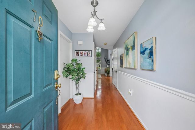 70 LA COSTA DR, Blackwood, NJ 08012