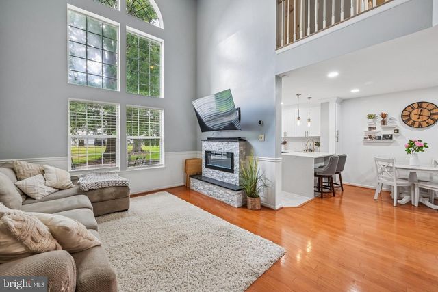 70 LA COSTA DR, Blackwood, NJ 08012