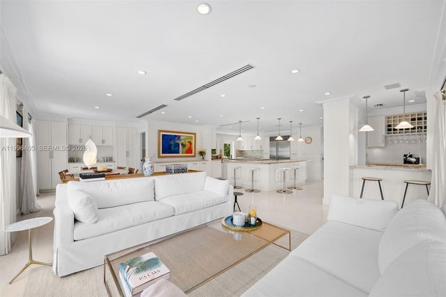 6831 Sunrise Ct, Coral Gables, FL 33133