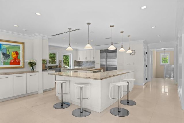 6831 Sunrise Ct, Coral Gables, FL 33133