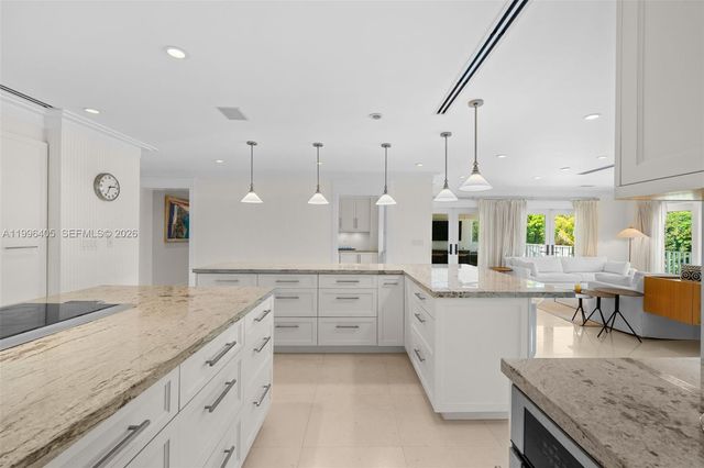 6831 Sunrise Ct, Coral Gables, FL 33133