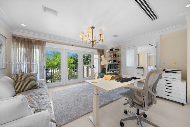 6831 Sunrise Ct, Coral Gables, FL 33133