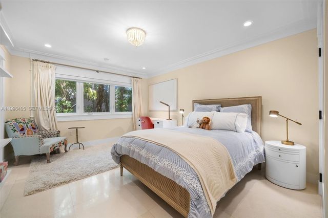 6831 Sunrise Ct, Coral Gables, FL 33133