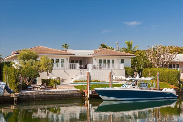 6831 Sunrise Ct, Coral Gables, FL 33133