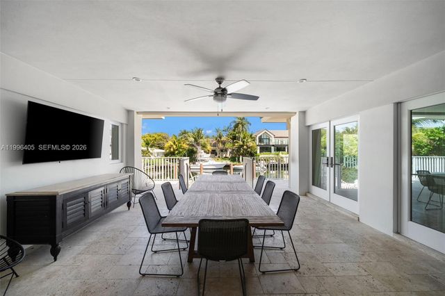 6831 Sunrise Ct, Coral Gables, FL 33133