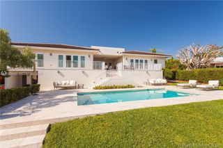 6831 Sunrise Ct, Coral Gables, FL 33133