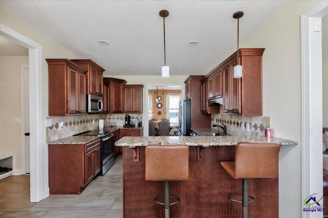 109 Charlotte Drive, Bonaire, GA 31005