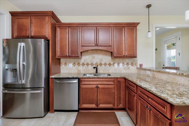 109 Charlotte Drive, Bonaire, GA 31005