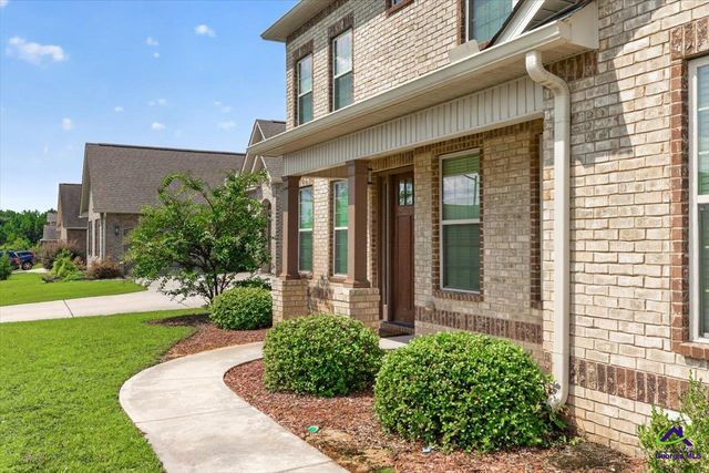 109 Charlotte Drive, Bonaire, GA 31005