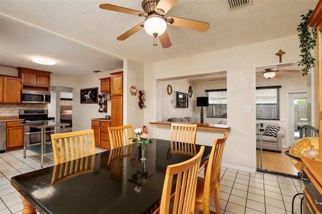 511 74TH AVENUE N, St Petersburg, FL 33702