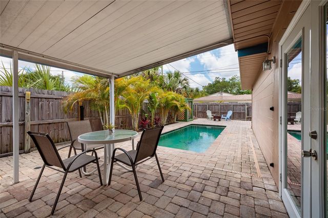 511 74TH AVENUE N, St Petersburg, FL 33702