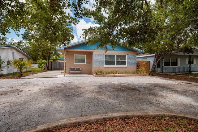 511 74TH AVENUE N, St Petersburg, FL 33702