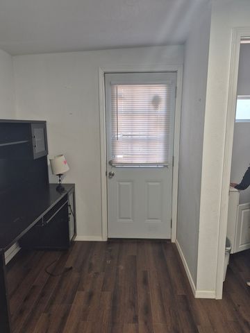 1003 Austin, Van Horn, TX 79855