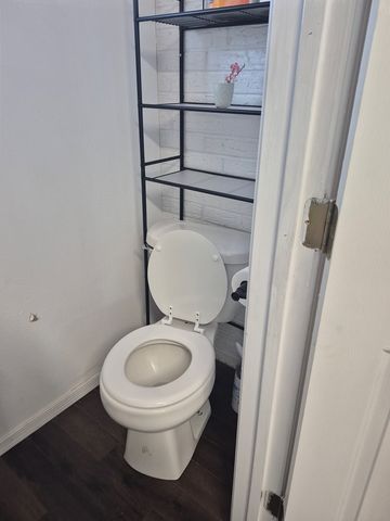 1003 Austin, Van Horn, TX 79855