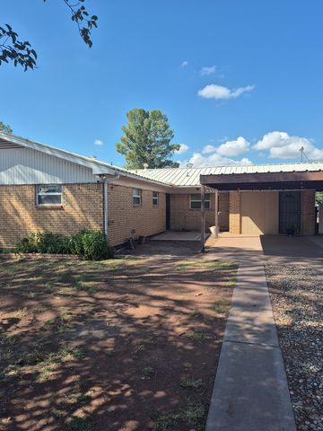 1003 Austin, Van Horn, TX 79855