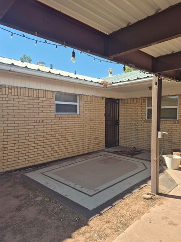 1003 Austin, Van Horn, TX 79855