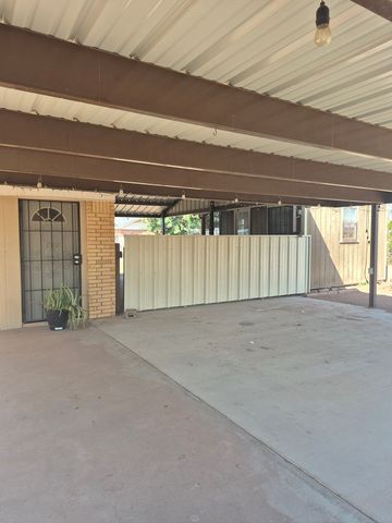 1003 Austin, Van Horn, TX 79855