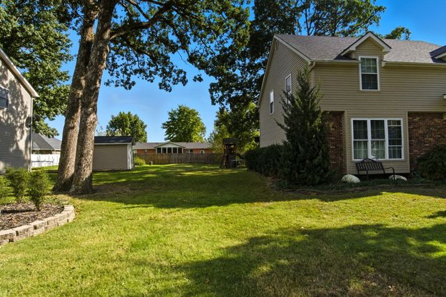 328 Briarbrook Drive Drive, Carl Junction, MO 64834