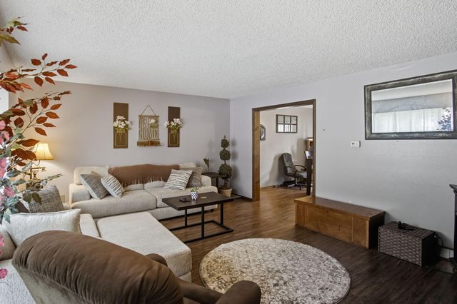 328 Briarbrook Drive Drive, Carl Junction, MO 64834