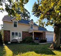 328 Briarbrook Drive Drive, Carl Junction, MO 64834